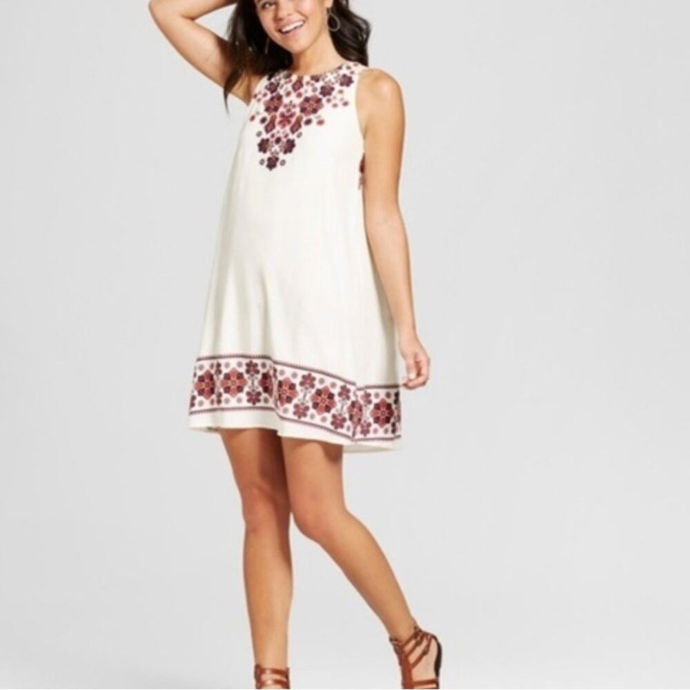 Xhilaration Embroidered Cream Dress